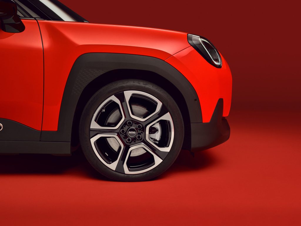 The new MINI Aceman
