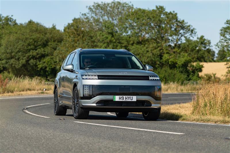 Hyundai IONIQ 9: The £65k Korean Luxury Barge | EV Performance